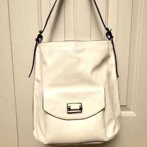 Ann Taylor off-white bucket bag with interchangeable straps
